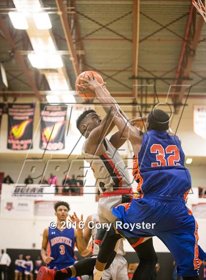 Thumbnail 3 in Roosevelt vs. Woodson (DCIAA Final) photogallery.