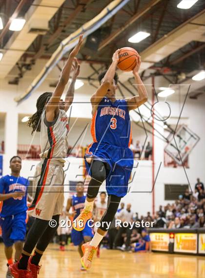 Thumbnail 3 in Roosevelt vs. Woodson (DCIAA Final) photogallery.