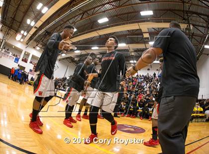 Thumbnail 2 in Roosevelt vs. Woodson (DCIAA Final) photogallery.