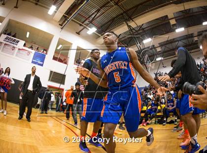 Thumbnail 2 in Roosevelt vs. Woodson (DCIAA Final) photogallery.