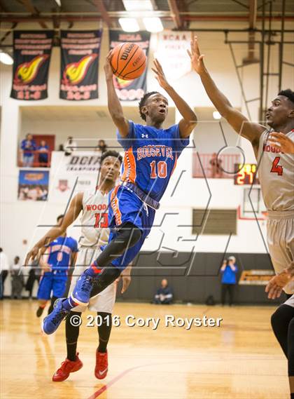 Thumbnail 2 in Roosevelt vs. Woodson (DCIAA Final) photogallery.