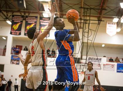 Thumbnail 2 in Roosevelt vs. Woodson (DCIAA Final) photogallery.