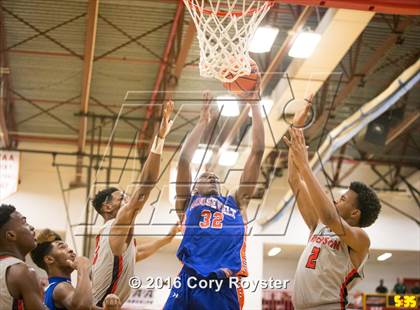 Thumbnail 1 in Roosevelt vs. Woodson (DCIAA Final) photogallery.
