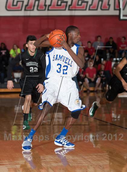 Thumbnail 2 in Samuell vs Berkner (Carrollton-Farmers Branch Basketball Classic) photogallery.