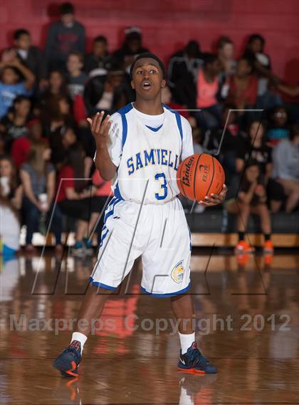 Thumbnail 2 in Samuell vs Berkner (Carrollton-Farmers Branch Basketball Classic) photogallery.