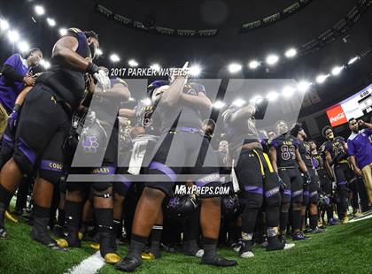 Thumbnail 2 in Lakeshore vs. Edna Karr (LHSAA 4A Final)  photogallery.