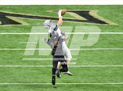Thumbnail 1 in Lakeshore vs. Edna Karr (LHSAA 4A Final)  photogallery.