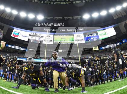 Thumbnail 2 in Lakeshore vs. Edna Karr (LHSAA 4A Final)  photogallery.
