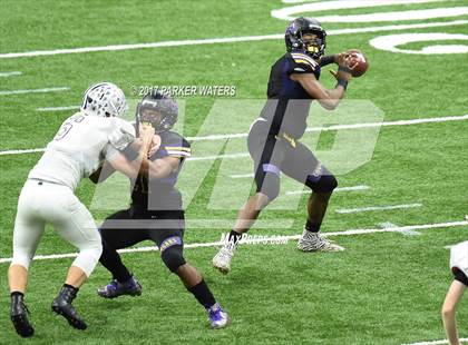 Thumbnail 2 in Lakeshore vs. Edna Karr (LHSAA 4A Final)  photogallery.