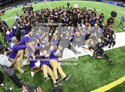 Thumbnail 1 in Lakeshore vs. Edna Karr (LHSAA 4A Final)  photogallery.