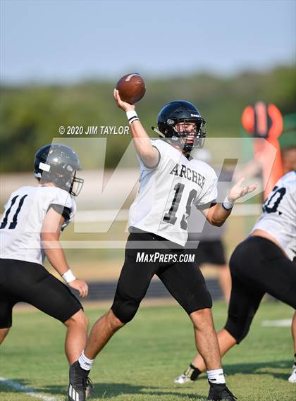 Thumbnail 2 in Archer City @ Santo (Scrimmage) photogallery.