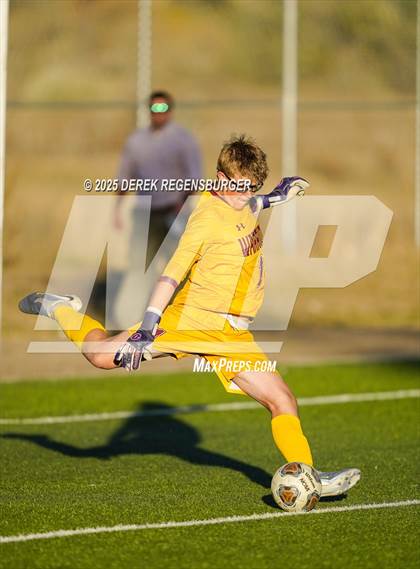 Thumbnail 2 in Eagle Ridge Academy vs Stargate School (CHSAA 3A Playoffs Round 2) photogallery.