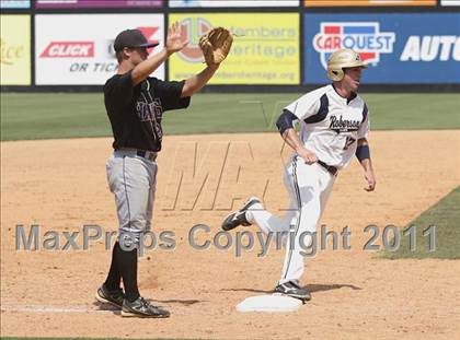 Thumbnail 3 in Roberson vs. Holly Springs (NCHSAA 4A Final) photogallery.