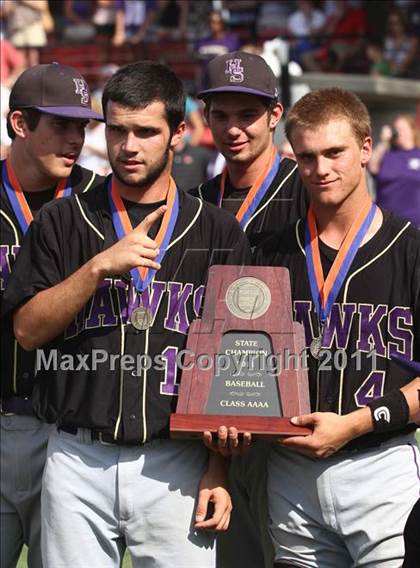 Thumbnail 2 in Roberson vs. Holly Springs (NCHSAA 4A Final) photogallery.