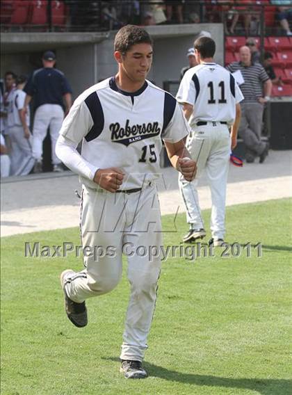 Thumbnail 1 in Roberson vs. Holly Springs (NCHSAA 4A Final) photogallery.