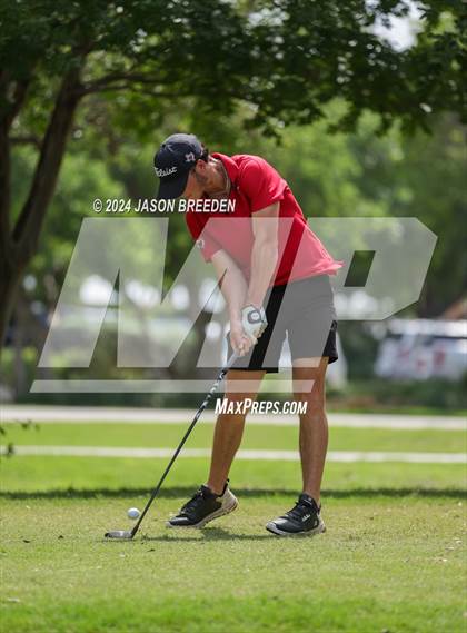 Thumbnail 2 in UIL 5A Golf Finals photogallery.