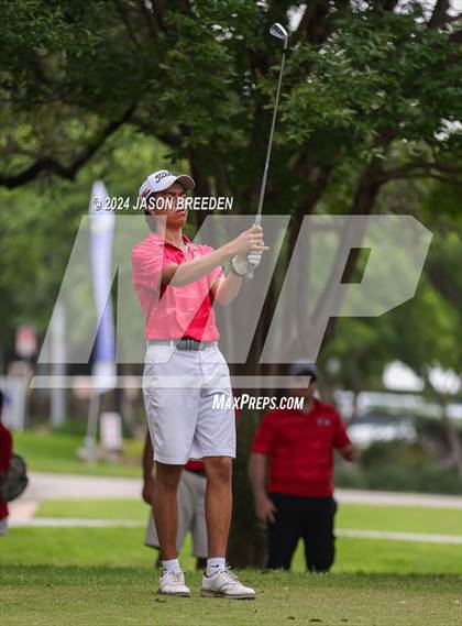 Thumbnail 2 in UIL 5A Golf Finals photogallery.