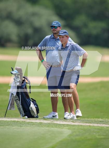Thumbnail 3 in UIL 5A Golf Finals photogallery.