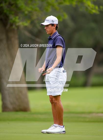 Thumbnail 2 in UIL 5A Golf Finals photogallery.