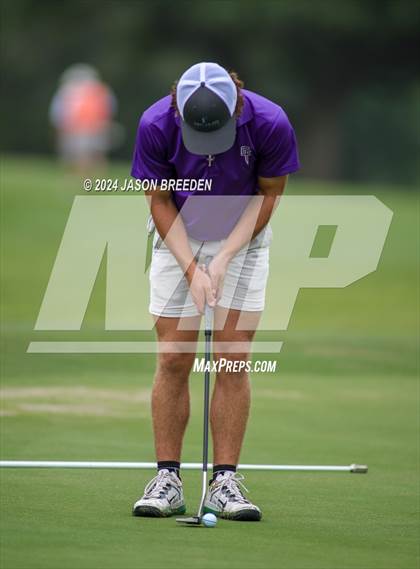 Thumbnail 1 in UIL 5A Golf Finals photogallery.