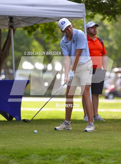 Thumbnail 2 in UIL 5A Golf Finals photogallery.