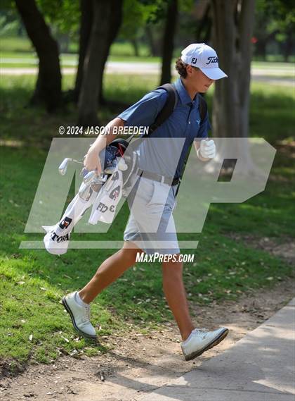 Thumbnail 1 in UIL 5A Golf Finals photogallery.