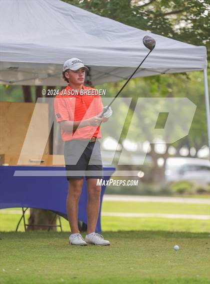 Thumbnail 1 in UIL 5A Golf Finals photogallery.