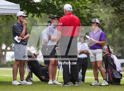 Thumbnail 2 in UIL 5A Golf Finals photogallery.