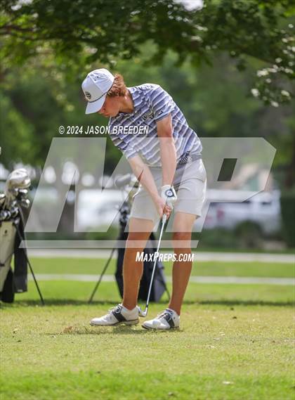 Thumbnail 2 in UIL 5A Golf Finals photogallery.
