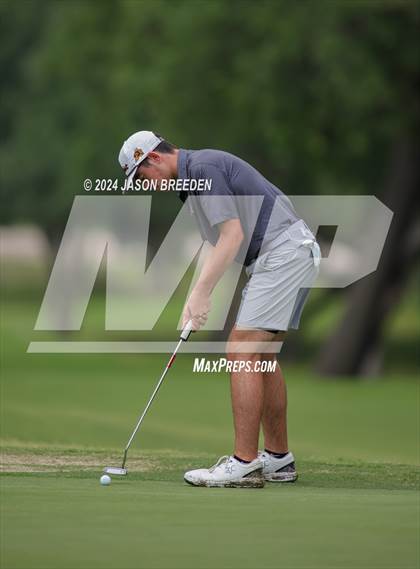 Thumbnail 2 in UIL 5A Golf Finals photogallery.
