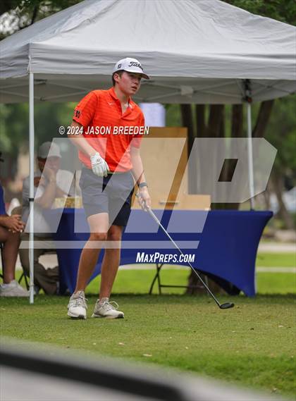 Thumbnail 1 in UIL 5A Golf Finals photogallery.