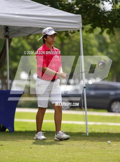 Thumbnail 2 in UIL 5A Golf Finals photogallery.