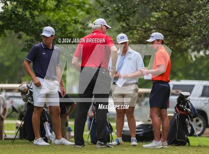 Thumbnail 1 in UIL 5A Golf Finals photogallery.
