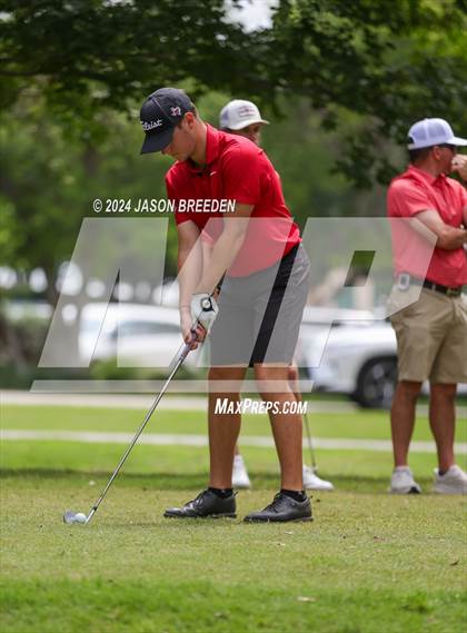 Thumbnail 3 in UIL 5A Golf Finals photogallery.