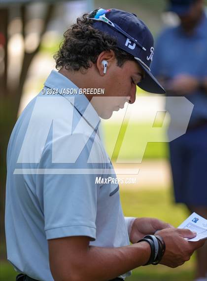 Thumbnail 1 in UIL 5A Golf Finals photogallery.
