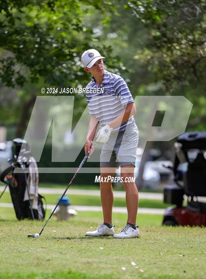 Thumbnail 2 in UIL 5A Golf Finals photogallery.