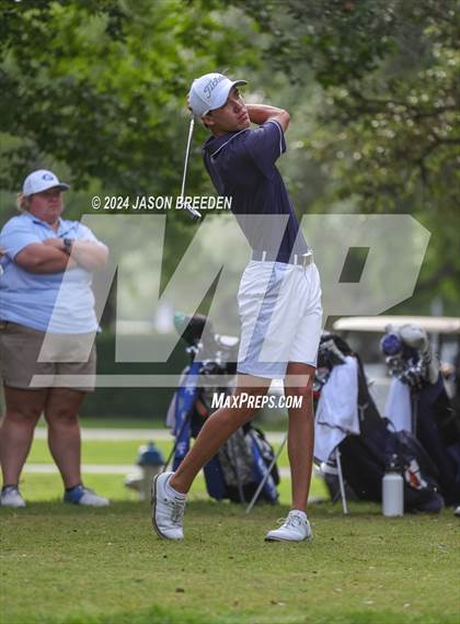 Thumbnail 2 in UIL 5A Golf Finals photogallery.