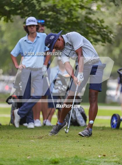 Thumbnail 2 in UIL 5A Golf Finals photogallery.