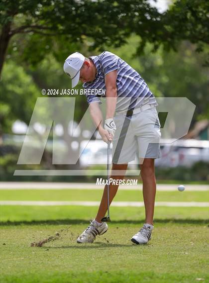 Thumbnail 3 in UIL 5A Golf Finals photogallery.
