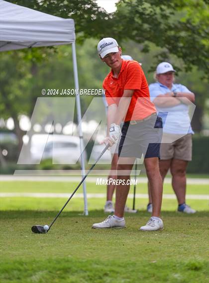 Thumbnail 3 in UIL 5A Golf Finals photogallery.