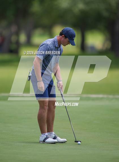 Thumbnail 2 in UIL 5A Golf Finals photogallery.