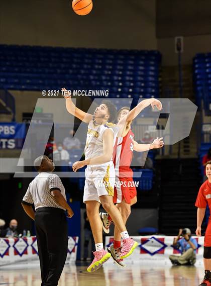 Thumbnail 2 in Mayflower vs. Harding Academy (AAA 3A Final) photogallery.