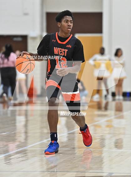 Thumbnail 1 in Denver West vs Thomas Jefferson photogallery.