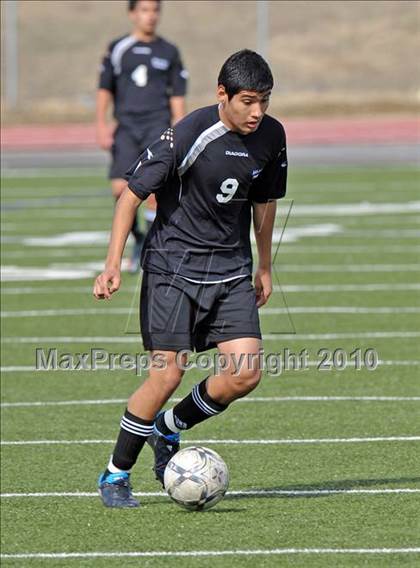 Thumbnail 1 in The Colony vs Hillcrest (Little Elm Invitational) photogallery.