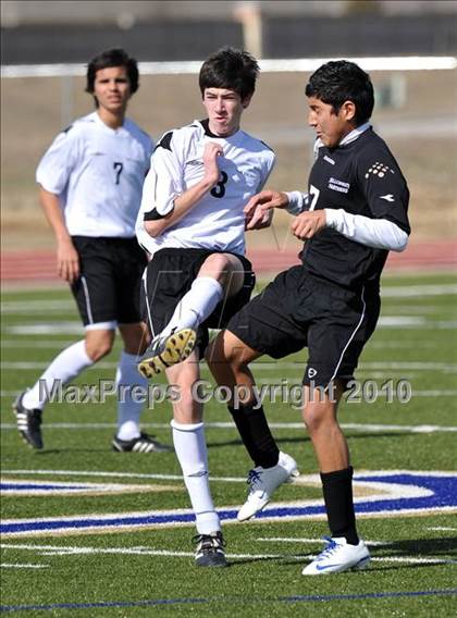 Thumbnail 2 in The Colony vs Hillcrest (Little Elm Invitational) photogallery.