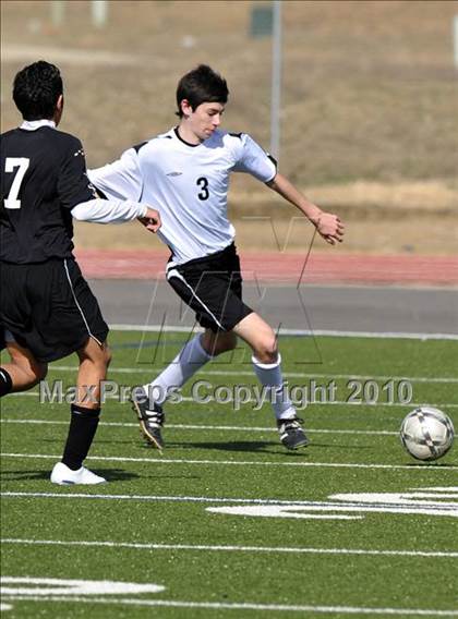Thumbnail 2 in The Colony vs Hillcrest (Little Elm Invitational) photogallery.