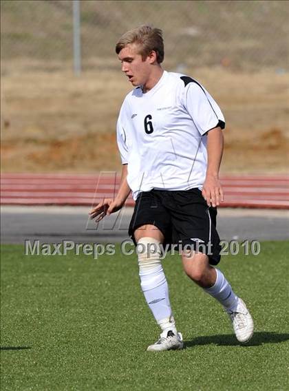 Thumbnail 3 in The Colony vs Hillcrest (Little Elm Invitational) photogallery.