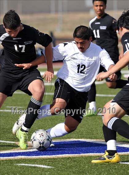 Thumbnail 3 in The Colony vs Hillcrest (Little Elm Invitational) photogallery.
