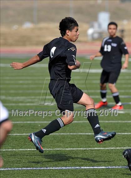 Thumbnail 1 in The Colony vs Hillcrest (Little Elm Invitational) photogallery.