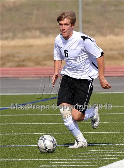 Thumbnail 1 in The Colony vs Hillcrest (Little Elm Invitational) photogallery.
